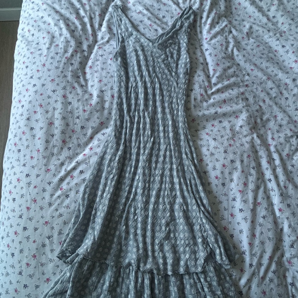 Elegant Gray Midi Dress